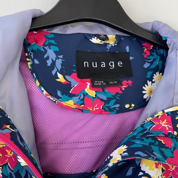 Rain coat - Picture 2 of 6